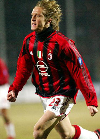 米兰是猎人还是猎物？阿莱格里：不，我不喜欢打猎（米兰是猎手还是猎物？阿莱格里：不了，我不爱狩猎）