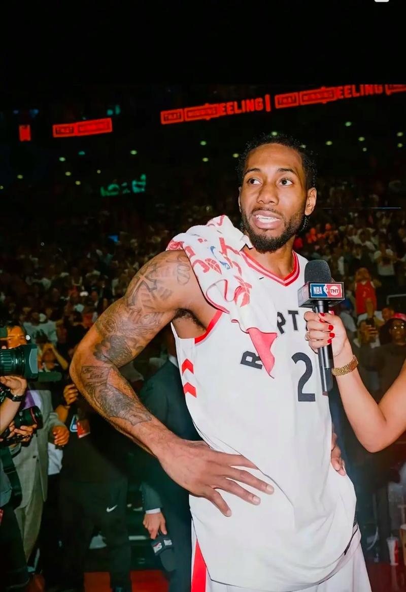 维尼修斯陷15场球荒，1.5亿身价难掩关键战低迷（维尼修斯连续15场颗粒无收，1.5亿身价难遮关键时刻低迷）