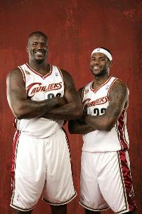 姆巴佩：当你为大俱乐部效力时外界总是议论纷纷，我们要团结（姆巴佩：身处豪门难免被议论，关键是保持团结）