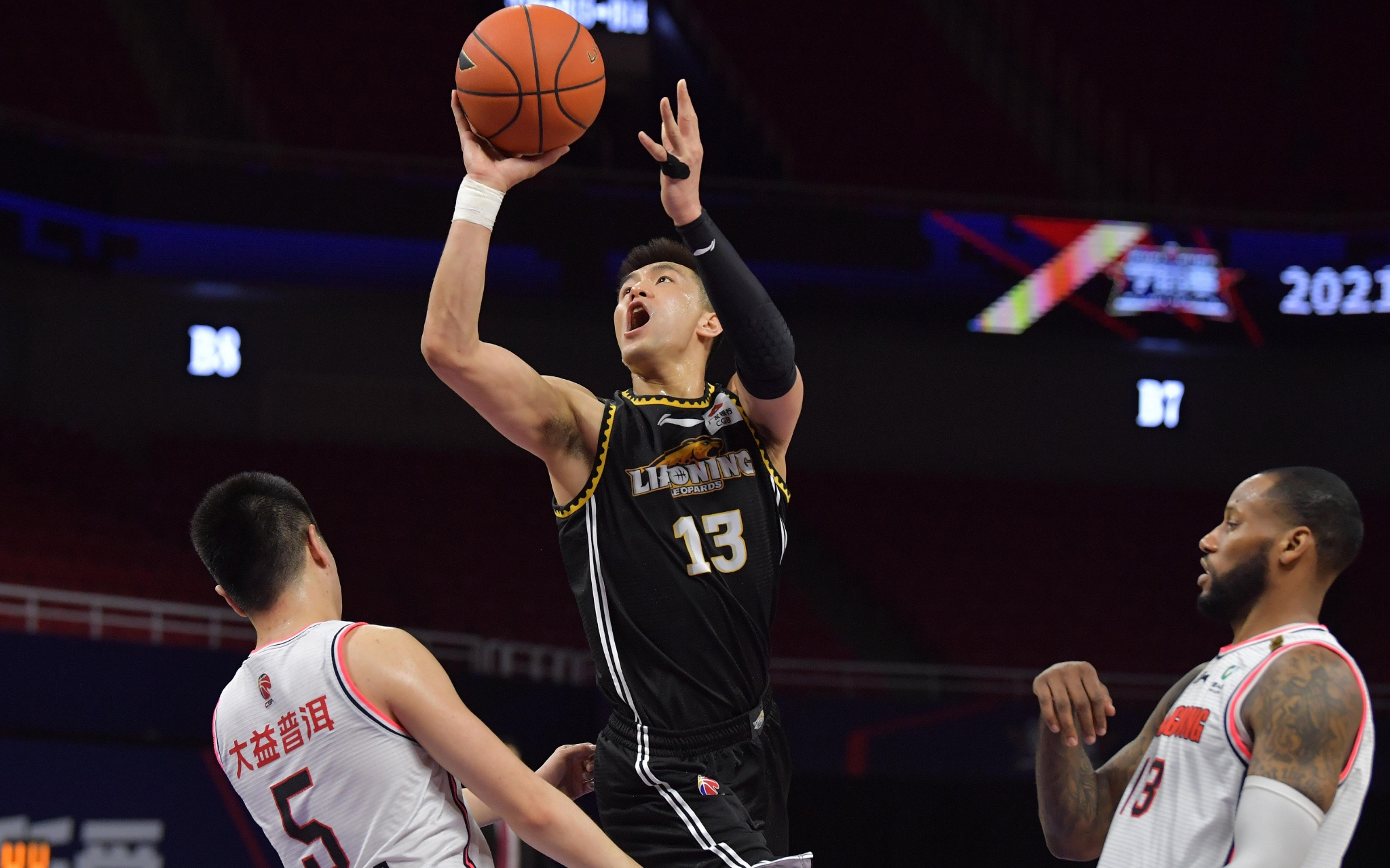 进步真快！阿夫迪亚本赛季4场25+分10+助攻5+篮板（阿夫迪亚状态飙升！本季已4次砍下25+分10+助攻5+篮板）