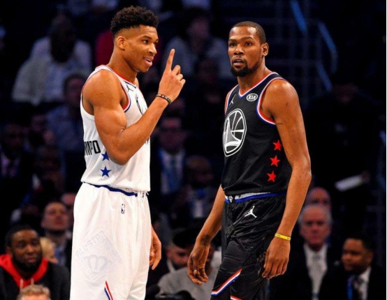 卡利亚里主帅：面对伊尔迪兹这种冠军球员，疏忽就会付出代价（卡利亚里主帅：对付伊尔迪兹这种冠军级球员，稍有松懈就会被惩罚）