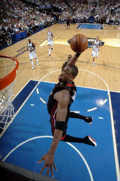 桑托斯1-1巴西国际仍处于降级区，帕特里克破门，巴雷亚尔扳平（桑托斯1-1战平巴西国际仍未脱离降级区：帕特里克破门、巴雷亚尔扳平）